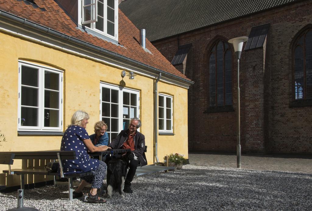 Pilgrimshuset Maribo Hotell Exteriör bild